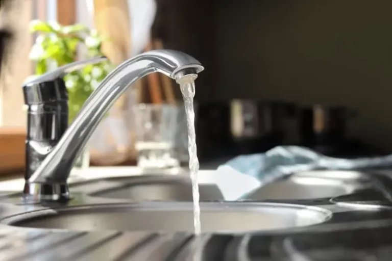 How to Prevent Frozen or Burst Pipes This Winter